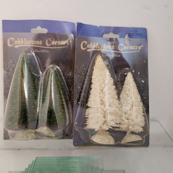 Vintage Christmas Village Tree's NIP - Picture 1 of 3